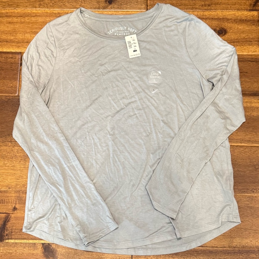 Aeropostale Women's Long Sleeve Tee